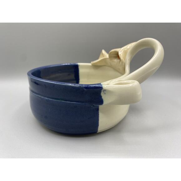 Pottery Bowl Art Studio Two Color Handled Applied Flowers Signed E Lamb - Picture 3 of 10